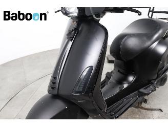 Vespa  Sprint 125 picture 15