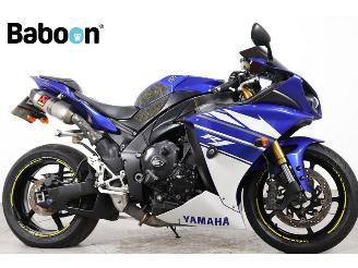 damaged motor cycles Yamaha  YZF-R1 2013/3