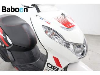Peugeot  Kisbee RS 25KM picture 15