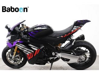 Aprilia  RSV 4 1100 Factory picture 3