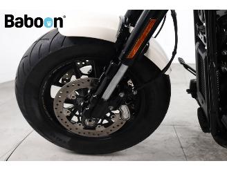 Harley-Davidson  FXFBS Softail Fat Bob 114 picture 15
