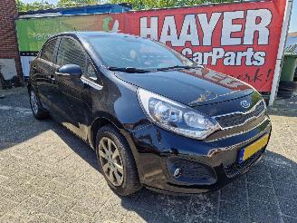 Kia Rio 1.1 cdri plus pack picture 1