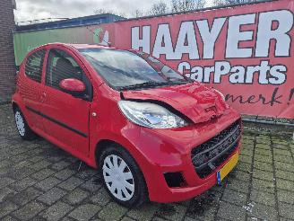 krockskadad bil auto Peugeot 107 1.0 12v xs 2012/1
