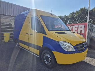 krockskadad bil bedrijf Mercedes Sprinter 310cdi 2010/6