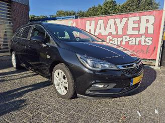 Unfallwagen Opel Astra sports tourer 1.0 online edition 2018/8
