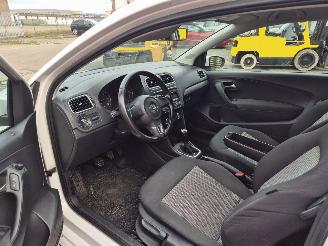 Volkswagen Polo 1.2 tdi bluemotion comfortline picture 7