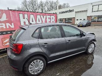 Volkswagen Polo 1.2 tsi comfortline picture 3