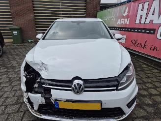 Volkswagen Golf 1.4 TSI Business edition R connected picture 6