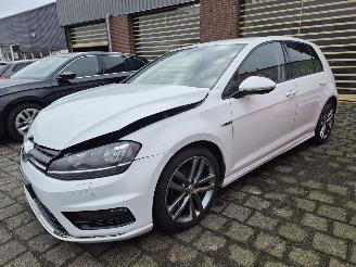 Volkswagen Golf 1.4 TSI Business edition R connected picture 5