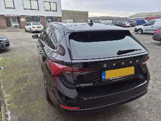 Skoda Octavia 2.0 tdi greentech style picture 4