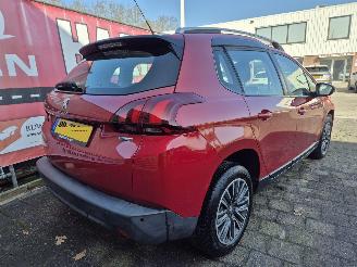 Peugeot 2008 1.2 puretech blue lion picture 3