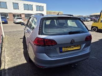 Volkswagen Golf 1.0 tsi comfortline picture 4