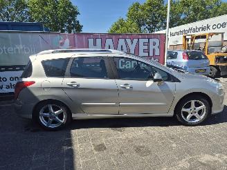 Peugeot 308 1.6 vti  7 PERSOONS picture 2