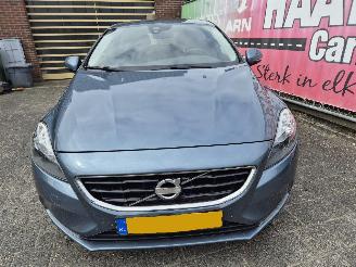 Volvo V-40 1.6 T3 momentum picture 6