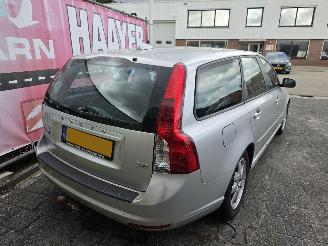 Volvo V-50 1.6 D2 Kinetic picture 3