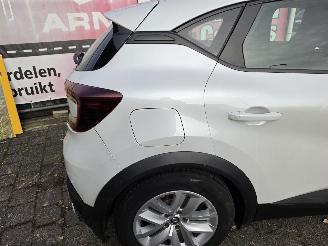 Renault Captur 1.6e-Tech full hybrid 145 evolution picture 4
