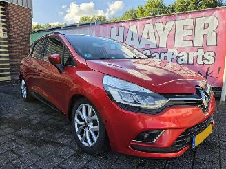 Voiture accidenté Renault Clio 1.5 DCi Ecoleader intens 2017/3