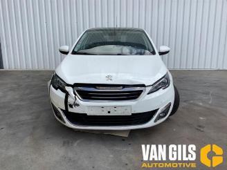 Sloopauto Peugeot 308 308 (L3/L8/LB/LH/LP), Hatchback 5-drs, 2013 / 2021 1.2 12V e-THP PureTech 130 2014