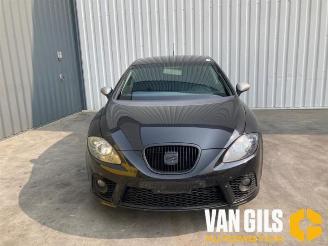 Coche siniestrado Seat Leon Leon (1P1), Hatchback 5-drs, 2005 / 2013 2.0 TFSI FR 16V 2006/11