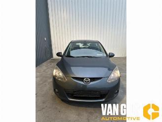 Vrakbiler auto Mazda 2 2 (DE), Hatchback, 2007 / 2015 1.3 16V S-VT High Power 2007/10