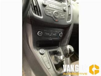 Ford Focus Focus 3 Wagon, Combi, 2010 / 2020 1.0 Ti-VCT EcoBoost 12V 125 picture 21