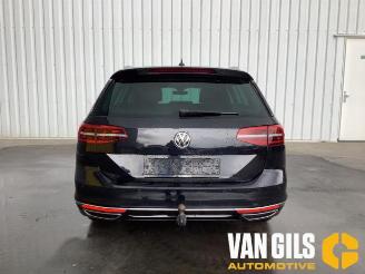 Auto da rottamare Volkswagen Passat Passat Variant (3G5), Combi, 2014 / 2024 2.0 TDI BiTurbo 16V 4Motion 2016/4