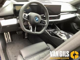 BMW 5-serie 5 serie (G60), Sedan, 2023 530e 2.0 TwinPower Turbo 16V picture 23