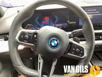 BMW 5-serie 5 serie (G60), Sedan, 2023 530e 2.0 TwinPower Turbo 16V picture 27