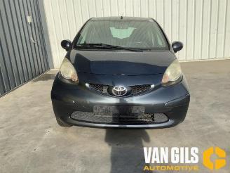 Vrakbiler auto Toyota Aygo Aygo (B10), Hatchback, 2005 / 2014 1.0 12V VVT-i 2007/9