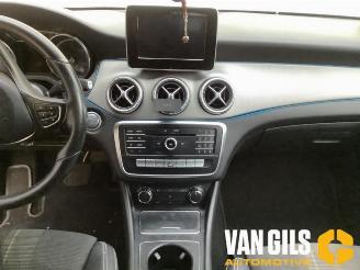 Mercedes Cla-klasse CLA Shooting Brake (117.9), Combi, 2015 / 2019 2.2 CLA-200 CDI, 200 d 16V picture 16