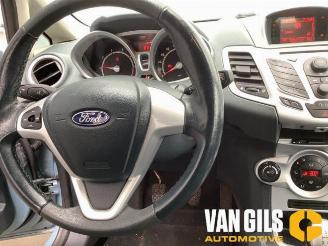 Ford Fiesta Fiesta 6 (JA8), Hatchback, 2008 / 2018 1.4 16V picture 19