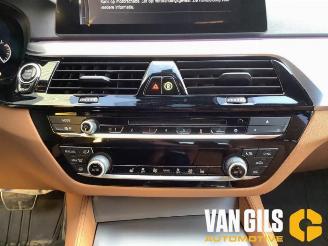 BMW 5-serie 5 serie (G30), Sedan, 2016 520i 2.0 TwinPower Turbo 16V picture 25