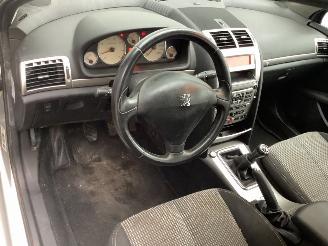 Peugeot 407 1.8 16V Benzine picture 17
