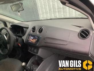 Seat Ibiza Ibiza IV (6J5), Hatchback 5-drs, 2008 / 2017 1.2 12V picture 14