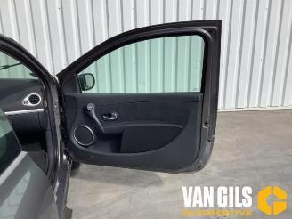 Renault Clio Clio III (BR/CR), Hatchback, 2005 / 2014 1.2 16V TCe 100 picture 10