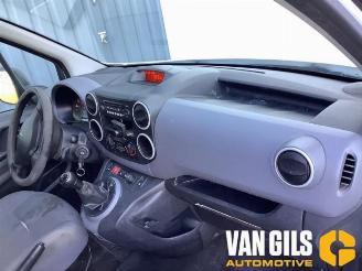 Peugeot Partner Partner (GC/GF/GG/GJ/GK), Van, 2008 / 2018 1.6 HDI 75 Phase 2 picture 13