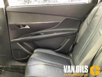 Peugeot 5008 5008 II (M4/MC/MJ/MR), MPV, 2016 / 2024 1.2 12V e-THP PureTech 130 picture 15