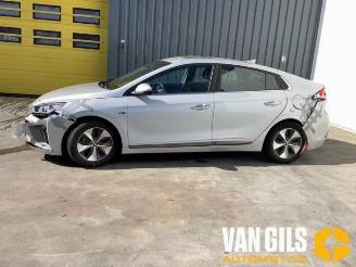 Coche siniestrado Hyundai Ioniq Ioniq, Liftback, 2016 / 2022 EV 2019/2