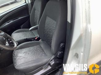 Opel Combo Combo, Van, 2012 / 2018 1.6 CDTI 16V picture 15