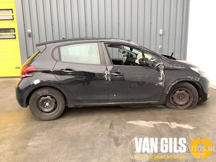 Peugeot 208 208 I (CA/CC/CK/CL), Hatchback, 2012 / 2019 1.2 Vti 12V PureTech 82