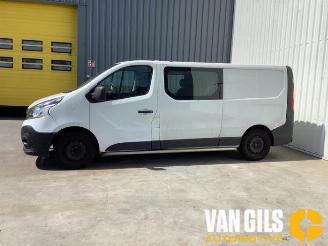Vrakbiler auto Renault Trafic Trafic (1FL/2FL/3FL/4FL), Van, 2014 1.6 dCi 90 2015/1