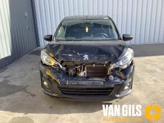 Peugeot 108 108, Hatchback, 2014 1.0 12V VVT-i picture 4