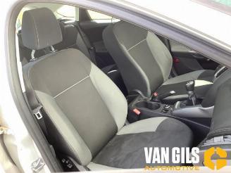 Ford Focus Focus 3, Hatchback, 2010 / 2020 1.0 Ti-VCT EcoBoost 12V 100 picture 12