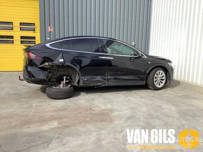 Tesla Model X Model X, SUV, 2013 / 2026 100X