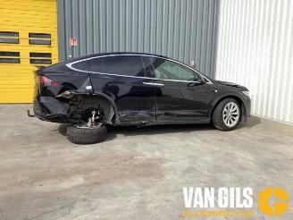 Vrakbiler auto Tesla Model X Model X, SUV, 2013 / 2026 100X 2018/6
