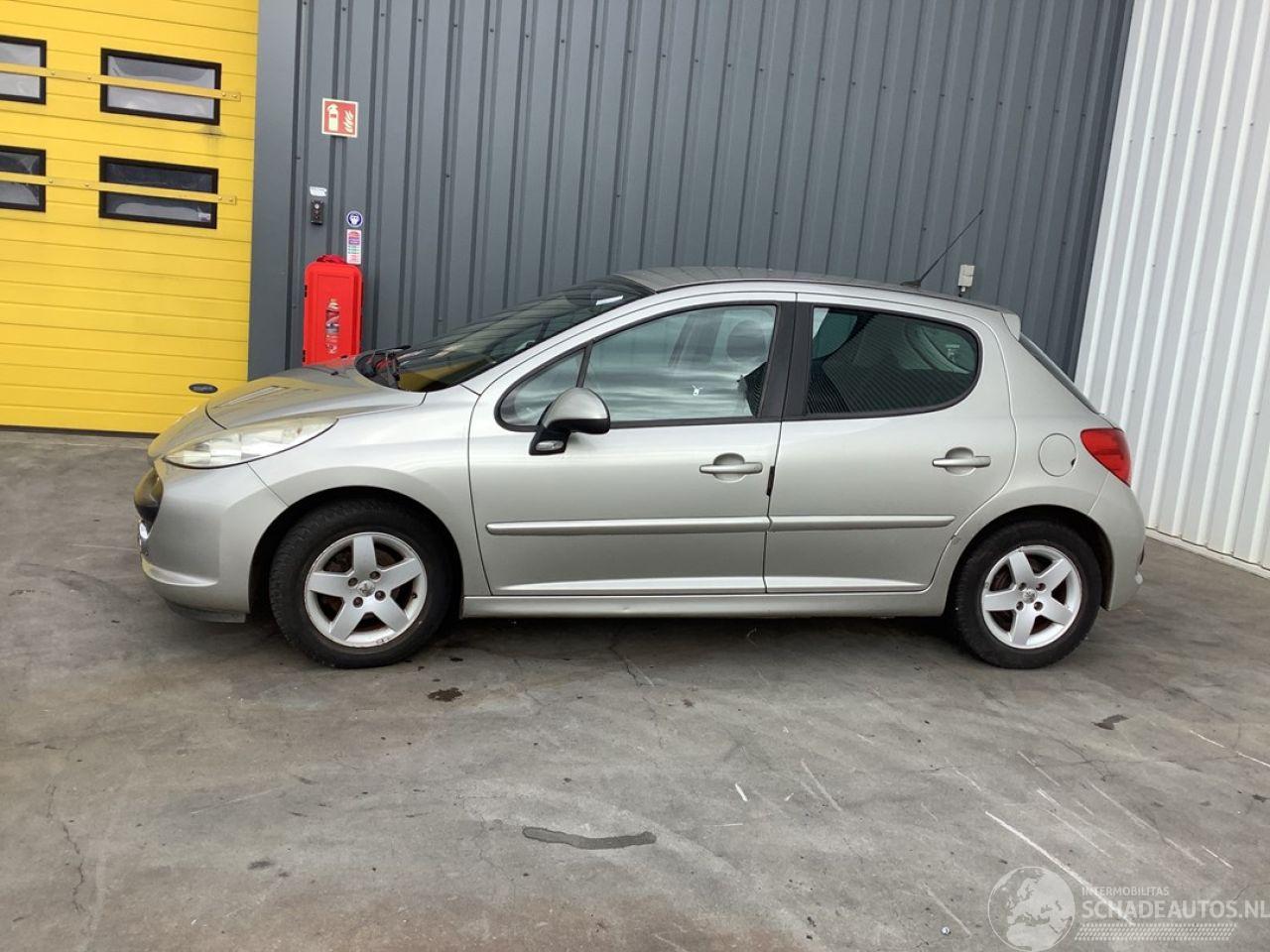 Peugeot 207/207+ 1.4 Benzine