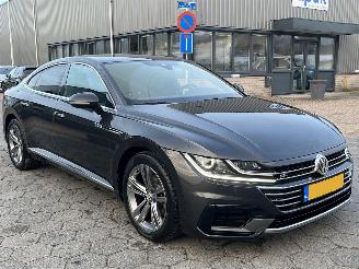 Unfallwagen Volkswagen Arteon 1.5 TSI Business R-LIne AUTOMAAT 2018/8