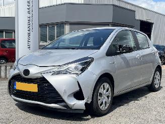 Coche accidentado Toyota Yaris 1.5 Hybrid Active 2018/9
