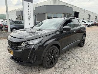 damaged passenger cars Peugeot 3008 1.2 GT  AUTOMAAT  130PK 2023/9