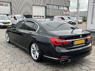 Schadeauto BMW 7-serie 740Le iPerformance High Executive 2017/8